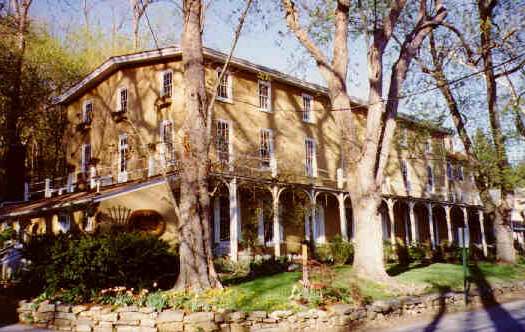 innatyellowsprings.JPG (40407 bytes)