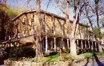 innatyellowspringssmall.JPG (11724 bytes)